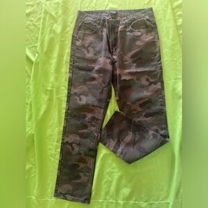 Adam Levine Collection Green Camouflage jeans